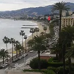 Holiday Or Congress, Centre - Beach
